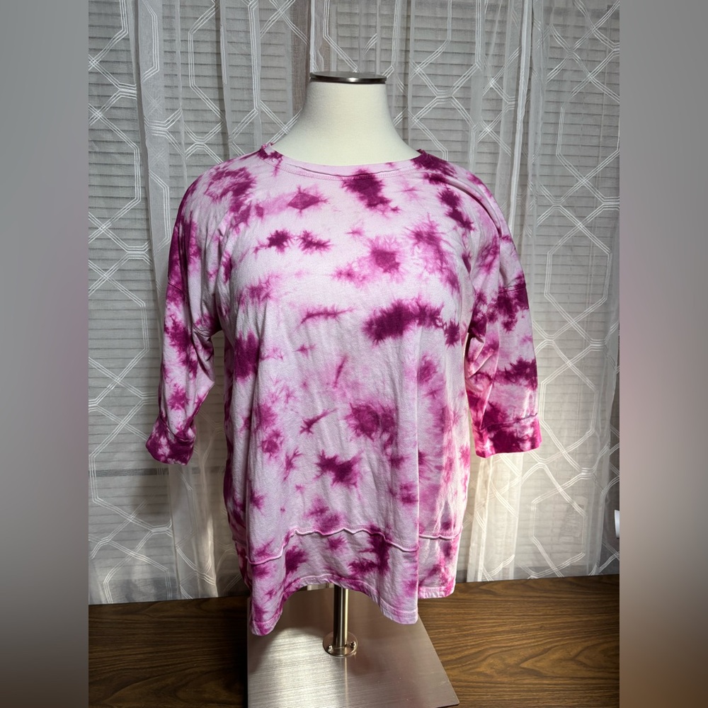 C Active 26W/28W Pink Tie-Dye Women's Top
Oversize p2p 29” length 29”